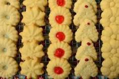 Spritz Cookies Recipe - Joyofbaking.com *Video Recipe*