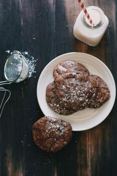 FLOURLESS CACAO + COCONUT COOKIES