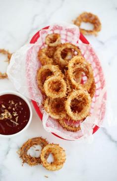 TOASTED COCONUT ONION RINGS