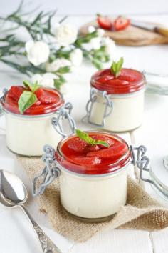 Basil Panna Cotta & Strawberries in Prosecco Syrup_Françoise La Prune