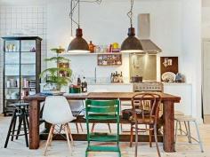 10 Style Tips for Pulling Off a Mix & Match Dining Set