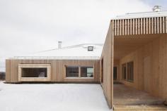 House Riihi by OOPEAA, Finland | www.yellowtrace.c...