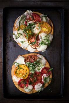 Heirloom Tomato Margherita Pizza