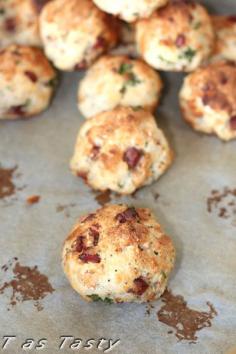 Baked bread dumplings