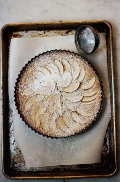 apple frangipane tart (gf)