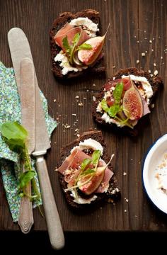 
                        
                            Fig Goat Cheese Tartines
                        
                    