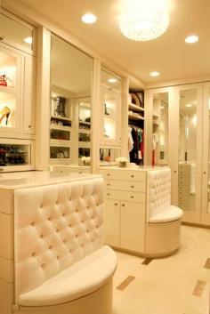 
                        
                            bedroom designs with walk in closets and closet organizing tips
                        
                    
