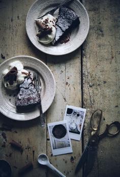 Call me cupcake: Kladdkaka - Swedish chocolate cake