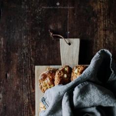 Apple and cranberries scones / Marta Greber