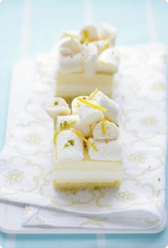 Lemon Curd and Buttermilk Panna Cotta Cake