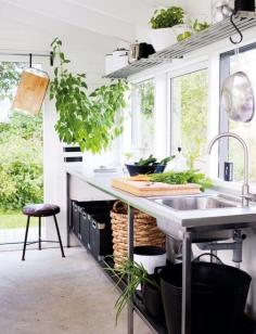 
                    
                        Natural kitchen
                    
                