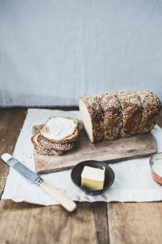 
                    
                        Bagel bread loaf//
                    
                