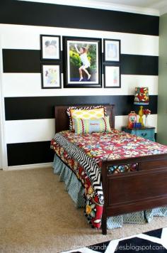 Girl's Colorful Bedroom // Black and White Stripes