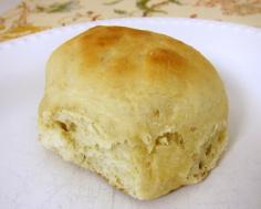 
                    
                        Weeknight Dinner Rolls ~ Quick! 1 cup plus 2 Tbsp warm water 1/3 cup oil 2 Tbsp yeast 1/4 cup sugar 1/2 tsp salt 1 egg 3 1/2 cups bread flour (can use all-purpose) 400 degrees, 12-15 min.
                    
                
