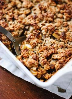 
                    
                        Gluten-free apple crisp recipe, perfect for the holidays! cookieandkate.com
                    
                