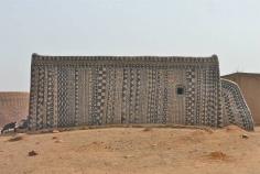 Check Out This Amazingly Decorated Village of the Kassena People in Burkina Faso!