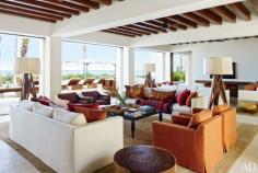 
                    
                        Cindy Crawford and Rande Gerber and Neighbor George Clooney's Side-By-Side Mexican Villas
                    
                