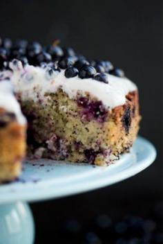 
                    
                        Blueberry, Lemon & Almond Cake by greenkitchenstories: Vegan & gluten free #Cake #Blueberry #Lemon #Poppyseed #Almond #GF #Vegan
                    
                