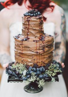 
                    
                        chocolate drizzled wedding cake
                    
                