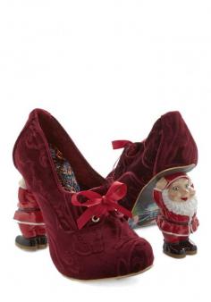 
                    
                        Irregular Choice Heel Comes Santa Claus #shoes #santaclaus
                    
                