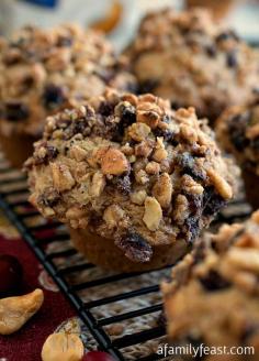 
                    
                        Cashew Cranberry Crunch Muffins - Super moist cinnamon muffins full of cashews and cranberries with an incredible streusel topping!
                    
                