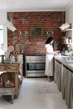 
                    
                        A Gallery of Cozy Cottage Kitchens
                    
                