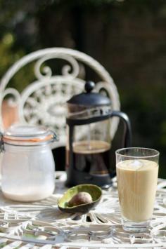Avocado and Hazelnut Milk Coffee Smoothie - more smoothie recipes at SmoothieFans.com #coffeesmoothie