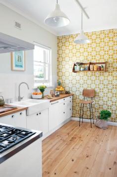 
                    
                        From 7 amazing kitchen transformations. This retro-savvy kitchen belongs to KYRIE KOHLHAGEN. Photography by Jacqui Way. Styling by Rebecca Cichero.
                    
                