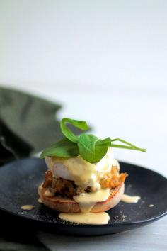 
                    
                        Easy Crabcake Eggs Benedict
                    
                