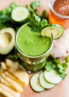 
                    
                        Spring Detox Smoothie Recipe | HelloNatural.co
                    
                