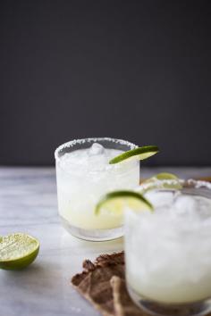 
                    
                        How to Make the Perfect Margarita on the Rocks
                    
                