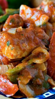 
                    
                        Chicken Cacciatore ~ A classic family recipe with tender chicken, peppers and homemade sauce.
                    
                