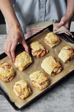 
                    
                        These Apple Pie Biscuits Can Be Devoured in One Bite #desserts trendhunter.com
                    
                