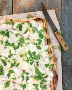 Grilled Pizza with Fontina and Arugula  #USFW #pizza #recipe
