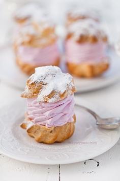 
                    
                        puff pastry with red currant italian meringue
                    
                