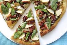 
                    
                        Amazing pizza recipe with arugula, bacon and thinly sliced apples.
                    
                