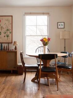 
                    
                        Two Artists Find Home In A Charm-Filled 1900 Farmhouse | Design*Sponge
                    
                