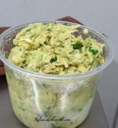 
                    
                        Avocado Chicken Salad: 2 or 3 boneless, skinless chicken breasts,1 avocado,1/4 chopped onion, juice of 1/2 a lime, 2 Tbsp cilantro,salt and pepper, to taste. Cook chicken breast until done, let cool, and then shred. Mix with all other ingredients.
                    
                