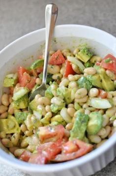 Salad Recipe: Avocado White Bean Salad w/ Vinaigrette #salad #vegan #glutenfree #recipes