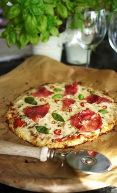 
                    
                        The day you make the perfect cauliflower pizza crust is literally the best day of your life. | The 21 Stages Of Not Eating Carbs
                    
                