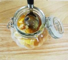 
                    
                        Easy DIY Homemade Cold And Flu Remedy | Ginger, Lemon & Honey Recipe | By DIY Ready. diyready.com/...
                    
                