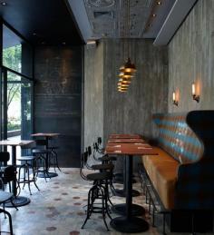 
                    
                        Creative Grunge Interior Walls in the eatery.
                    
                