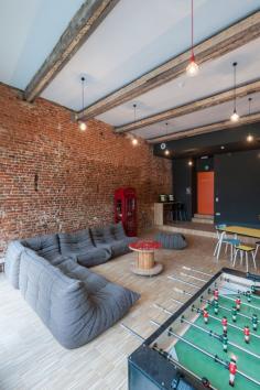 
                    
                        Backstay Hostel in Ghent by designers Nele Van Damme & Yannick Baeyens
                    
                