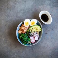 
                    
                        Quinoa Bowl With Mixed Veggies and Eggs Recipe by madelinelu on #kitchenbowl
                    
                