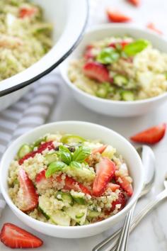 
                    
                        Strawberry Asparagus Quinoa Salad with Basil Vinaigrette (made with avocado oil) | GI 365
                    
                