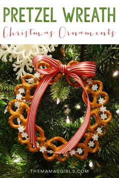 
                    
                        Pretzel Wreath Christmas Tree Ornament
                    
                