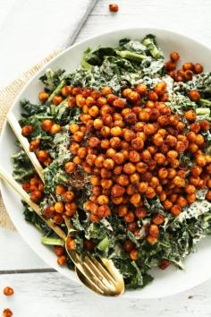 
                    
                        AMAZING Garlicky Kale Salad with Tandoori Spiced Chickpeas! 30 minutes and SO delicious! #vegan #glutenfree #dinner
                    
                