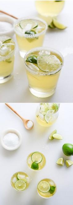
                    
                        GINGER BEERGARITAS! Margaritas made with ginger beer - so good! I howsweeteats.com
                    
                