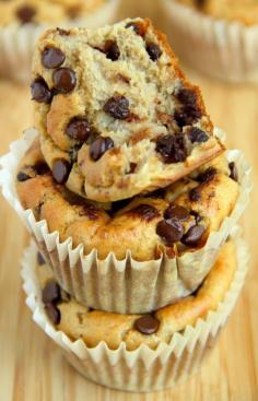 Healthy breakfast Banana Oat Greek Yogurt Muffins -- no flour, no oil, and 100% ridiculously delicious!