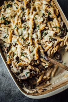 Mushroom Alfredo Penne Bake (Cauliflower Sauce)